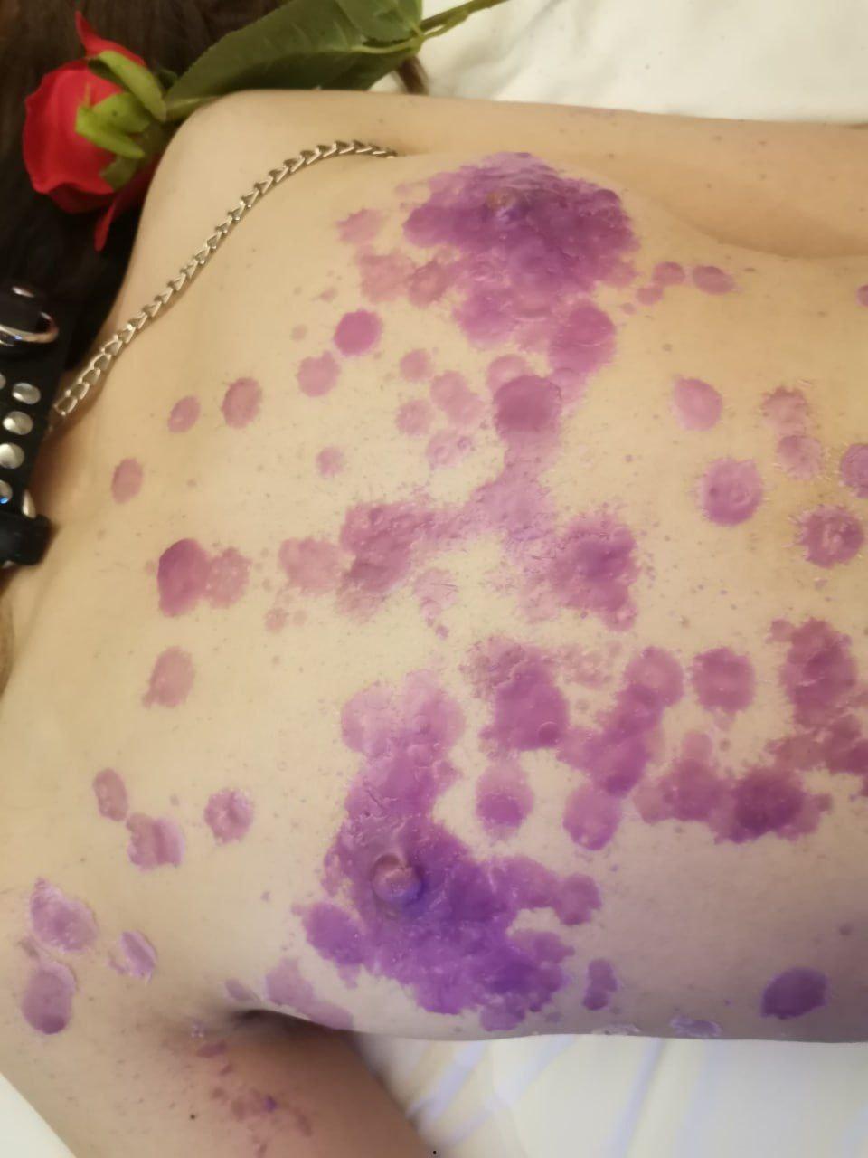 超真实迷奸！大神约炮南宁02年大学生 下药迷倒狠狠的玩 滴蜡 鞭打 死猪一样的嫩妹子 逼逼超紧  第13张