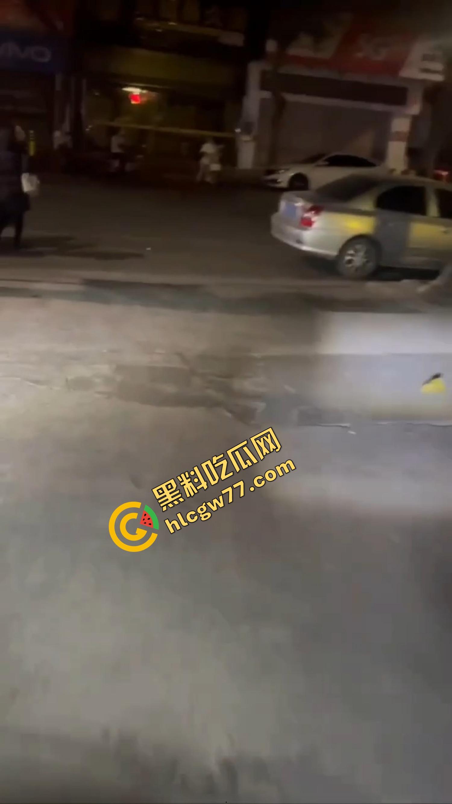 眉山最硬核电驴站街女出没 160米10分钟同意直接骑车带走 没情调没服务但你一定忘不了！  第1张