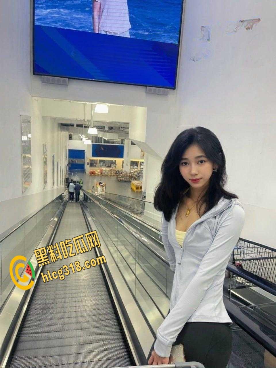 极品高颜舞蹈生被金主网调,大尺度完美身材尤物,高难度一字马展示诱人酮体 ! 第1张 极品高颜舞蹈生被金主网调,大尺度完美身材尤物,高难度一字马展示诱人酮体 ! 第1张