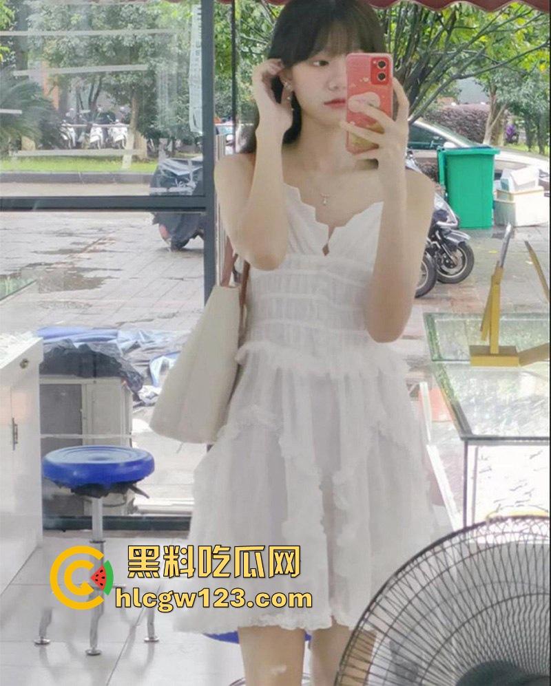 广西师范大学经济系学妹【范陈辰】清纯小coser三天被炮友拿下 酒店开房视频流出 娇嫩身躯被按压在床上猛插！  第5张