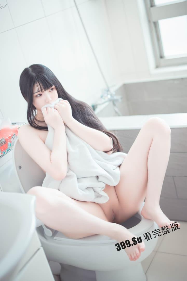 推特福利姬「落落Raku」cos极致的骚女仆 自慰户外露出  和小姐妹互相成就 被金主乖乖调教（70P私拍+40V福利视频合集） 第29张