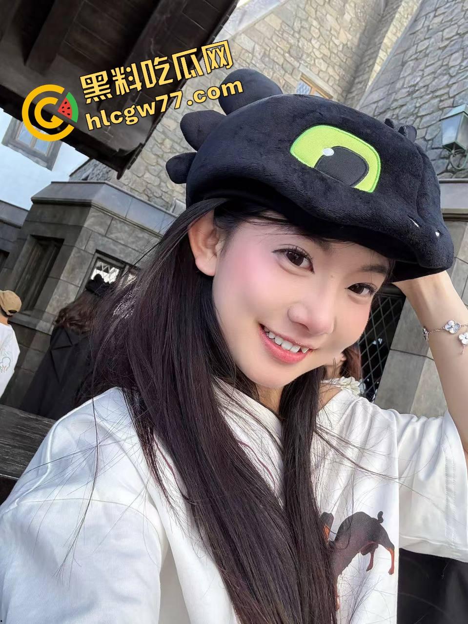 舔了半年公司女同事『周倩瑶』结果人家晚上骑着大屌浪到喷水，白天装清高晚上喂精！  第7张