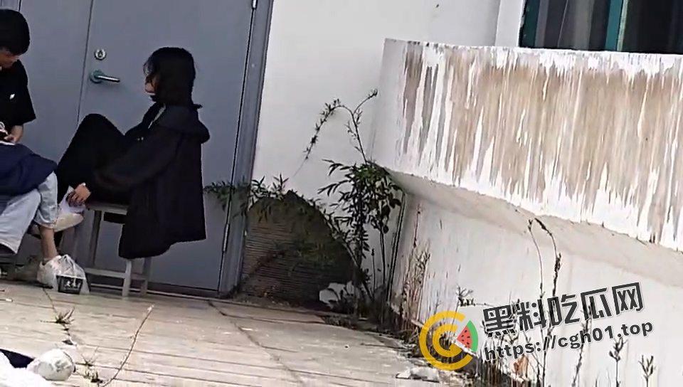 深圳高中生校内打炮 椅子上就能女上位到高潮 年轻人就是饥渴啊 偷拍视频流出  第6张