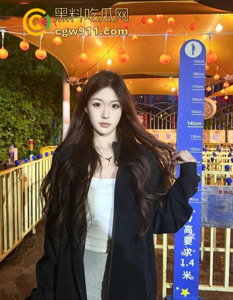 河北师范大学极品舞蹈生【周永媚】性爱私拍泄密，透穴蕾丝内裤勾男友，穿开档黑丝玩无套，花式体位轻松驾驭！  第3张