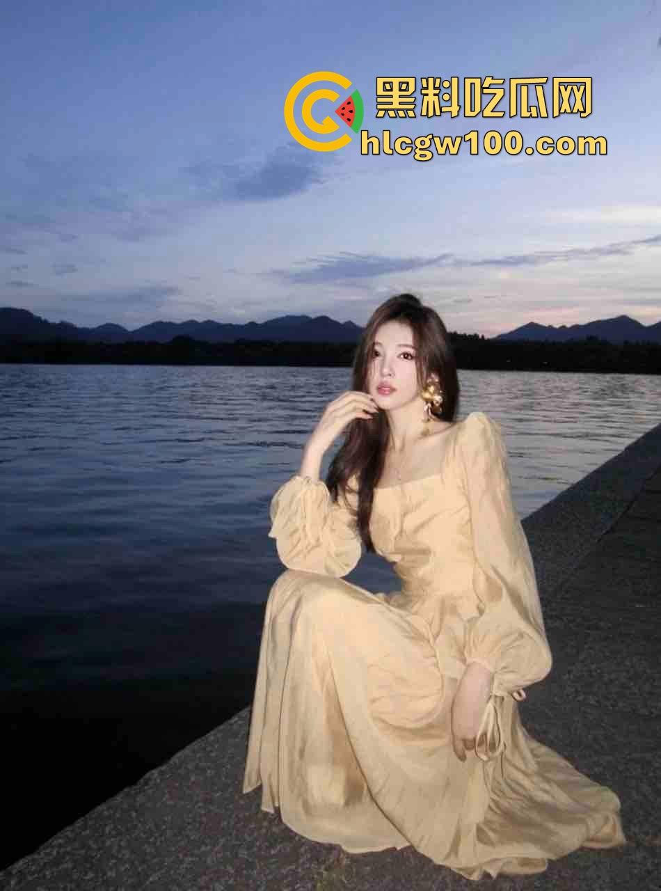 温州富婆少妇【李若曦】包养体校猛男，靠大屌喂饱她，每次被操到腿软还掏零花钱，男大全程记录操逼细节！  第7张