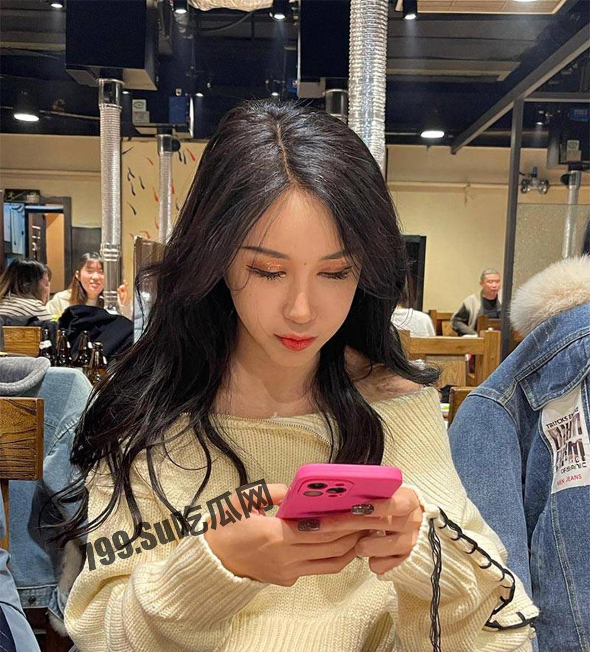 抖音 网红模特 孟晓艺 为接新广告被老板潜规则！潜规则视频流出！  第8张