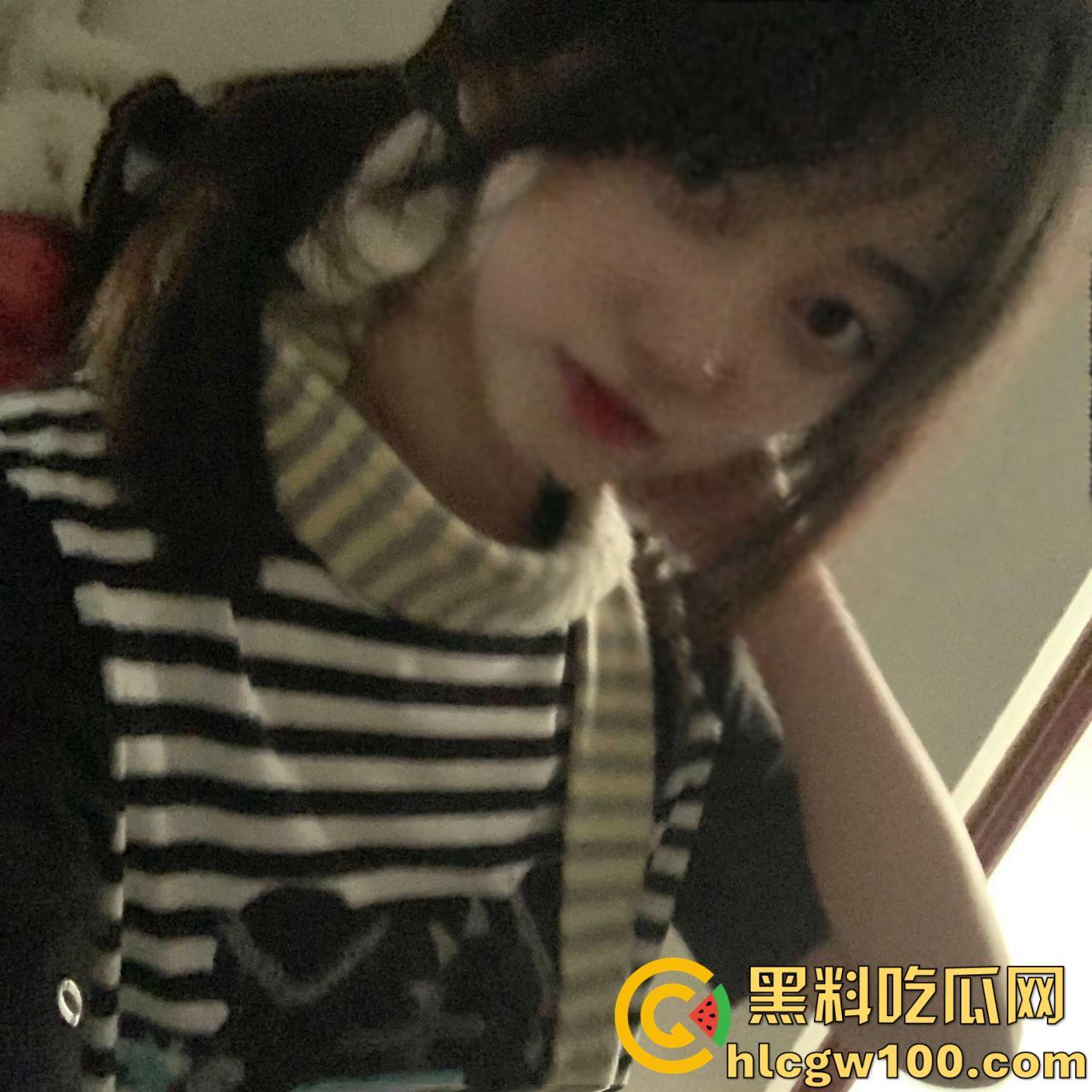 浙江外国语学院贫乳少女【张娜】，清纯外表内心放荡，花式骑乘放肆淫叫尽显放荡本性  第6张