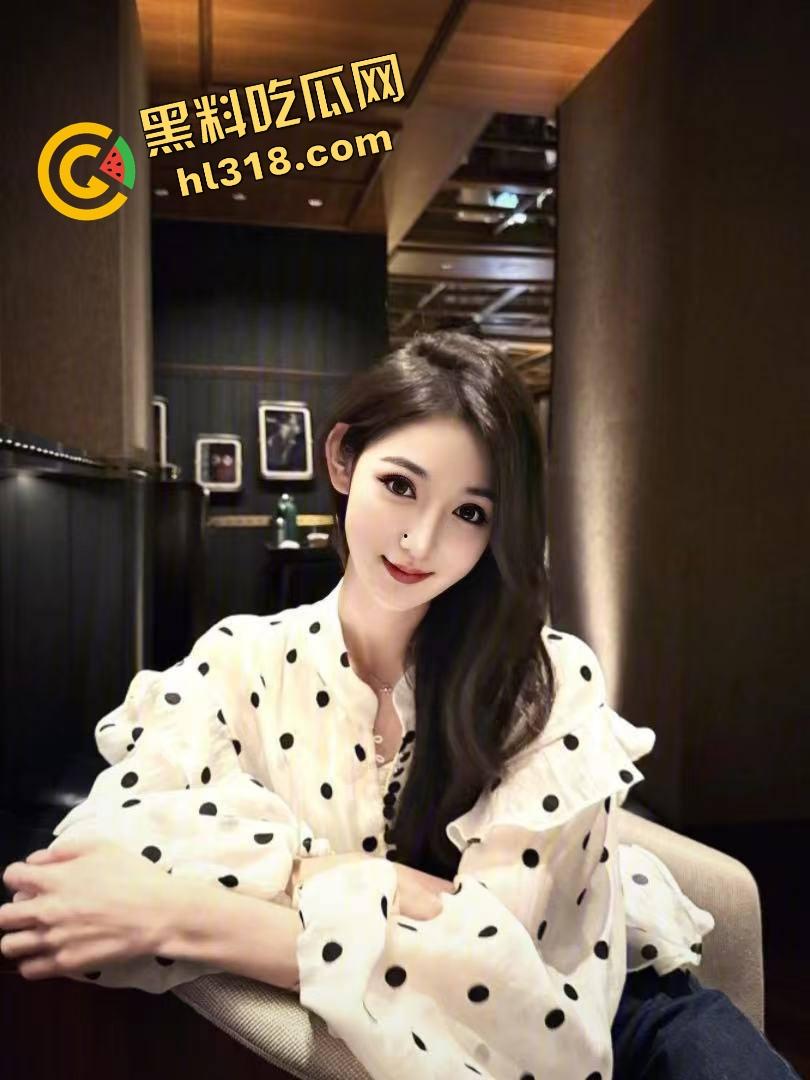 闺蜜互咬玩疯了姐妹反目，闺蜜抢男人翻脸撕逼，自爆跟姐妹服侍金主3P群交，姐妹一起下水谁都不洗白！  第4张