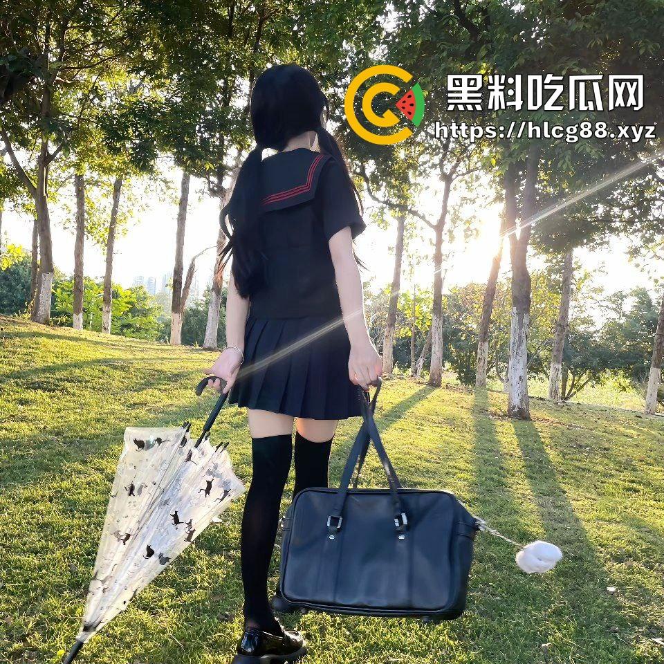 重金包养高中JK双马尾嫩妹,趴在沙发上随意玩弄双腿白虎逼,暴力猛操蜜桃白臀至痉挛抽搐! 第4张 重金包养高中JK双马尾嫩妹,趴在沙发上随意玩弄双腿白虎逼,暴力猛操蜜桃白臀至痉挛抽搐! 第4张