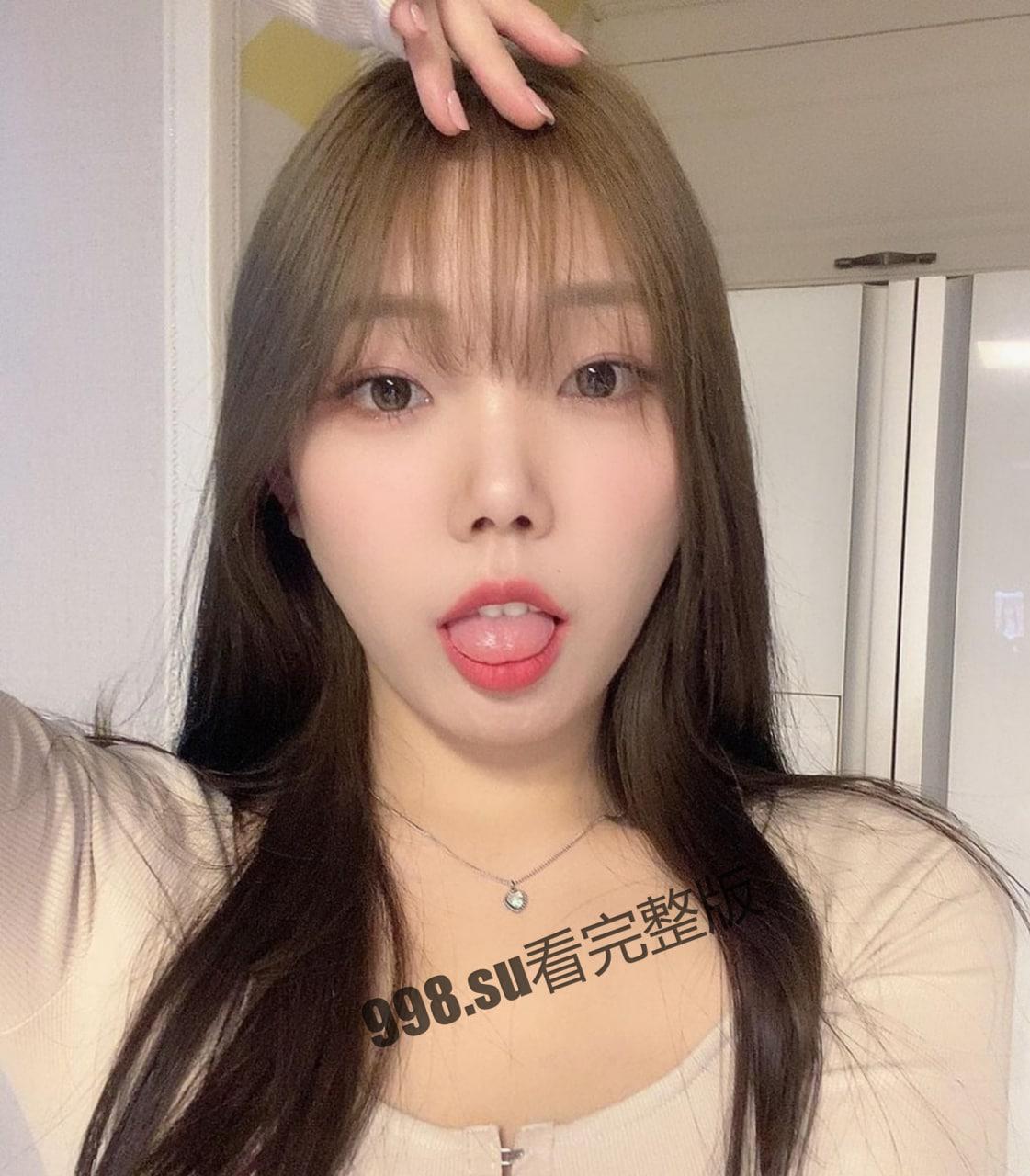 【反差女友】超听话的兔牙小姐姐 喝醉后被男友按在马桶上操  第4张