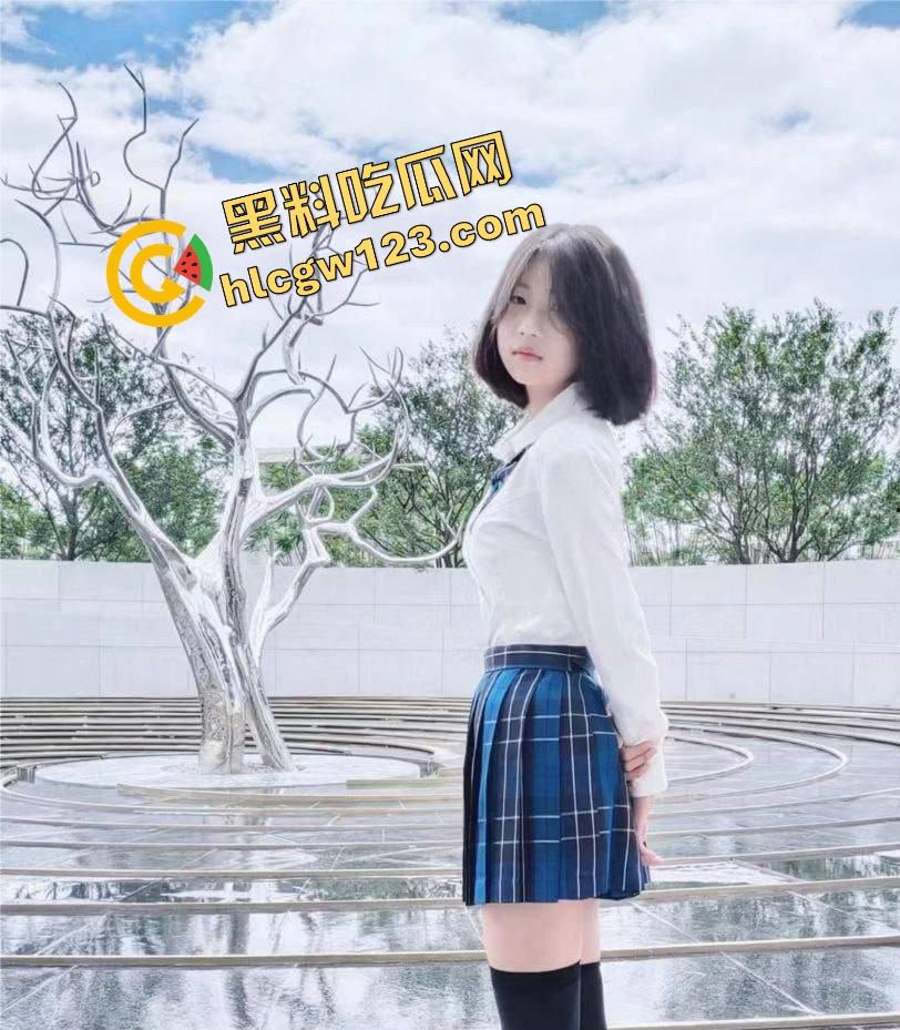 四川绵阳JK前女友私密片曝光『王涵宣』反差骚到爆，蜡烛皮鞭震动棒调教成精，淫叫像唱戏！  第2张