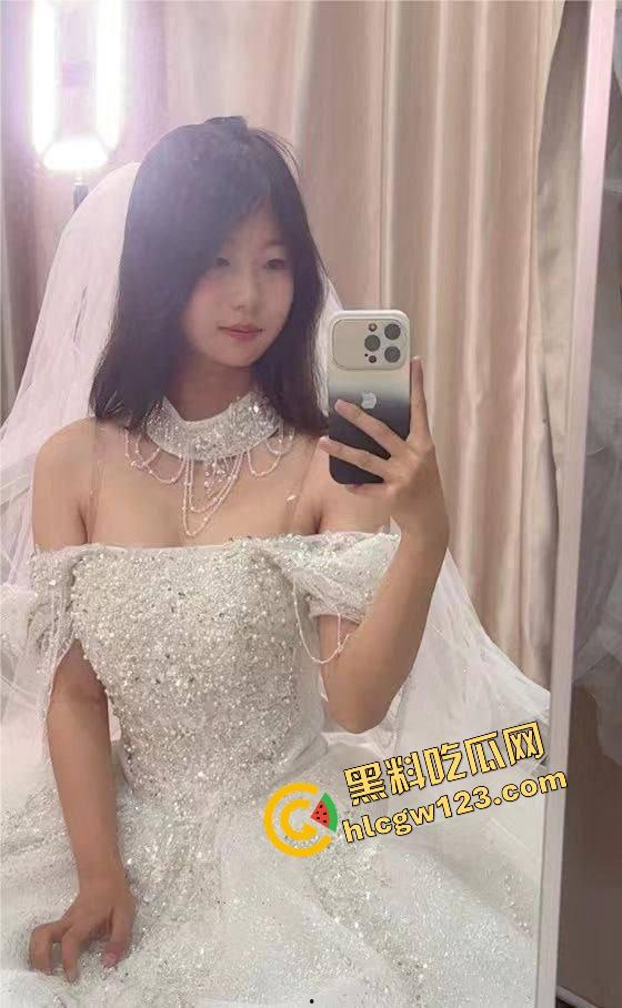 四川绵阳JK前女友私密片曝光『王涵宣』反差骚到爆，蜡烛皮鞭震动棒调教成精，淫叫像唱戏！  第3张