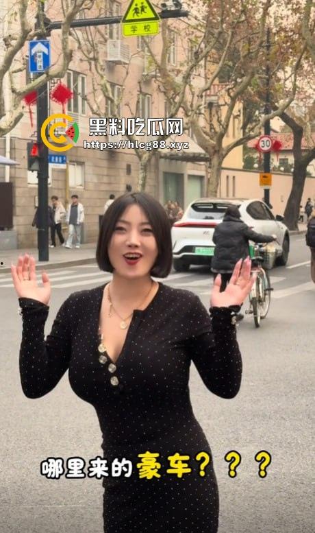 抖音百万粉贱婊【兔兔1104】反差少妇不雅视频满天飞，绝美骚逼勾魂操人，装你妈的清纯啊！  第9张