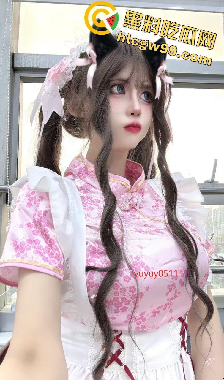 顶级CosG奶萝莉美少女福利姬【煜煜】黑丝性感情趣装裸舞，一线天美鲍榨汁自慰  第11张