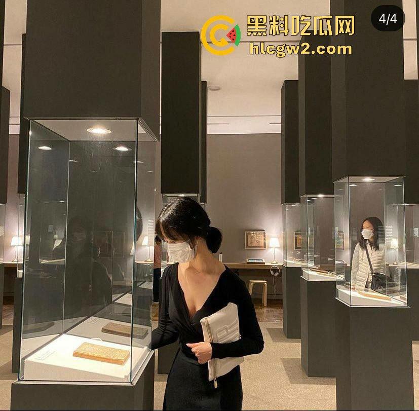 渣男分手后疯曝前女友私密视频！气质反差婊清纯表皮撕碎，清纯外表下的淫荡一面尽显 巨乳淫态全网看个透！  第15张