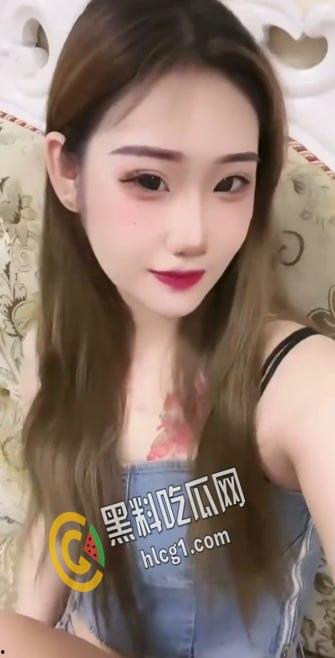 通辽师范学院极品反差婊 喜欢纹身的妹子 在学校时酷酷的 到家就变母狗 这身材一看就很耐操 第6张 通辽师范学院极品反差婊 喜欢纹身的妹子 在学校时酷酷的 到家就变母狗 这身材一看就很耐操 第6张