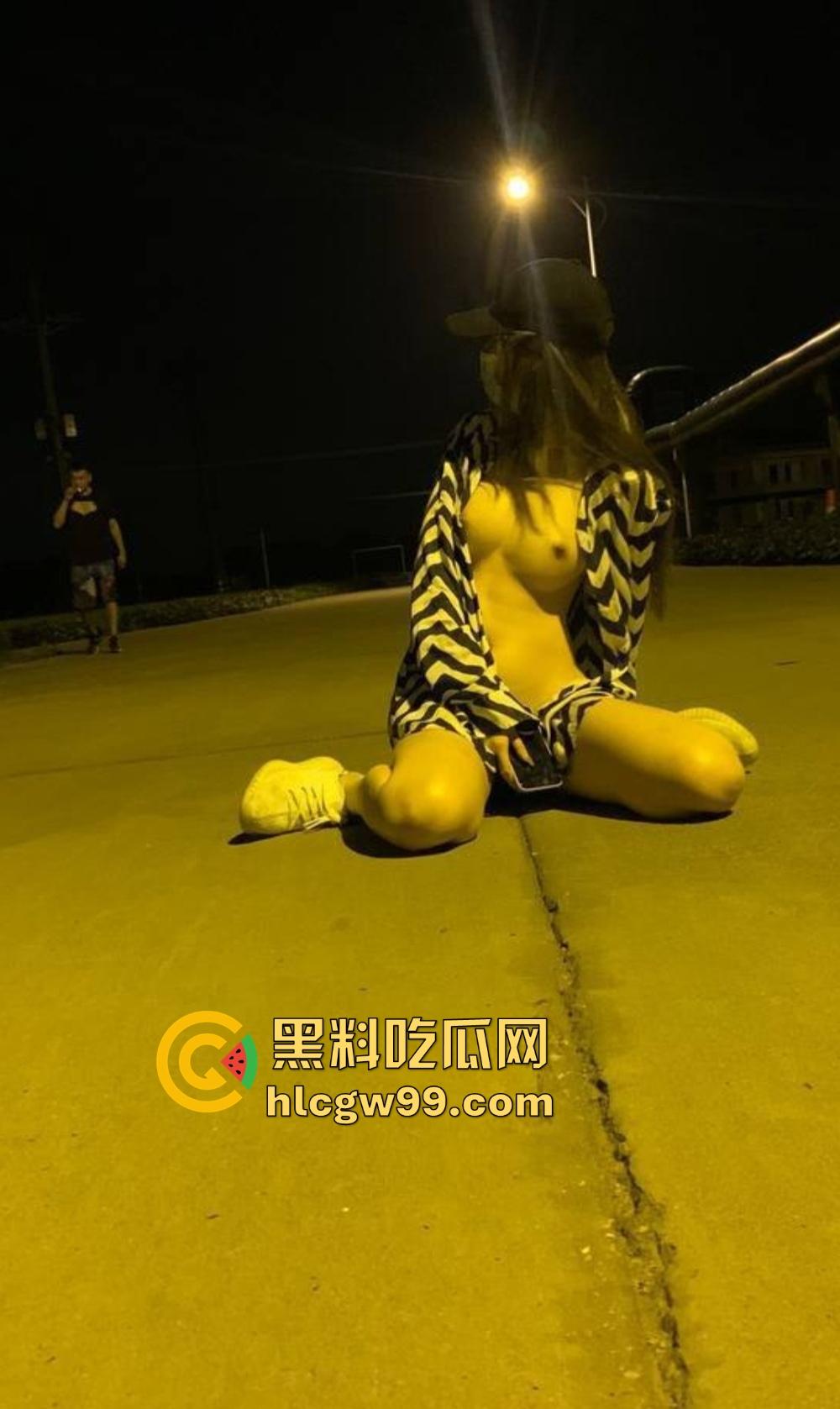 长沙炮神狂扫小淫妇，奥迪A6一开一路收割淫乱小婊子，身材爆炸的性瘾骚货，淫乱私拍流出百人斩目标稳了！  第8张