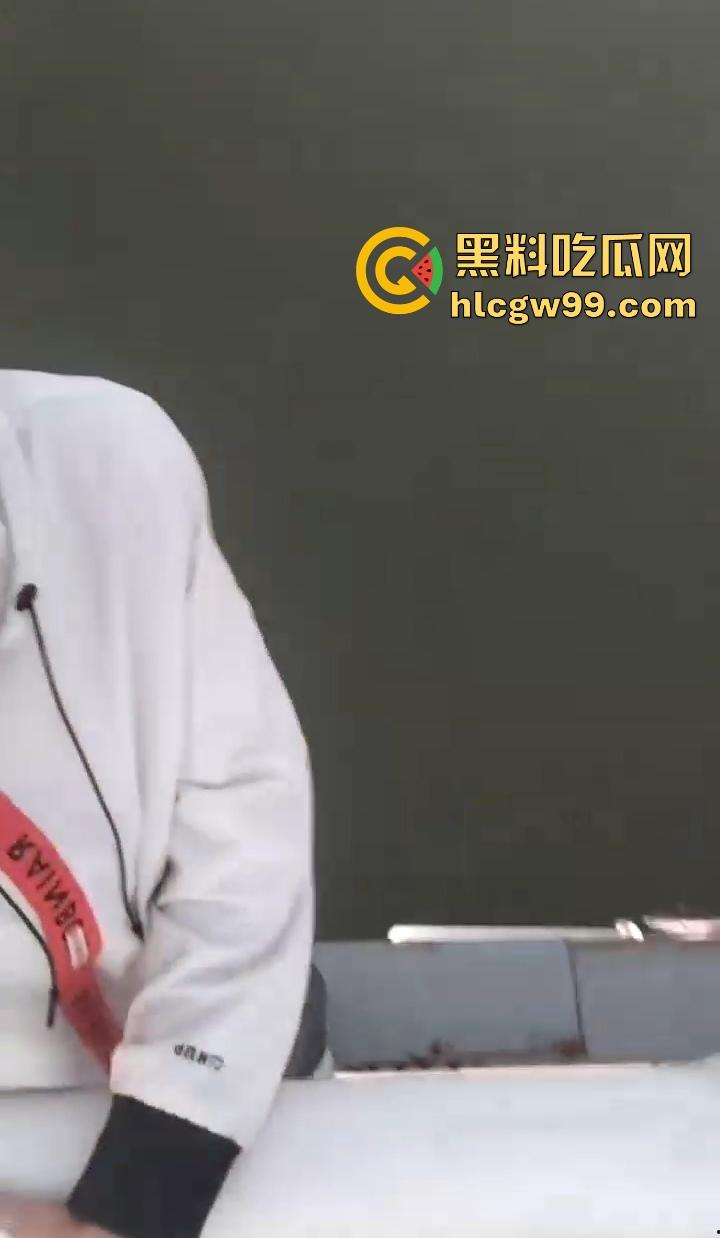 揭阳男同大年初二跳桥 身份不被家人认可 创业失败双重打击 朋友圈预告遗言令人唏嘘！  第4张