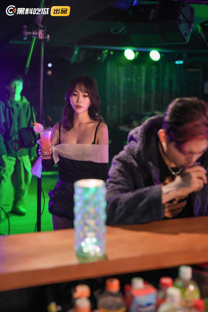 黑料吃瓜网出品-《江南第一小屌童锦程798&吴柳芳之花小龙&王老师爱情故事》第一集! 第4张 黑料吃瓜网出品-《江南第一小屌童锦程798&吴柳芳之花小龙&王老师爱情故事》第一集! 第4张