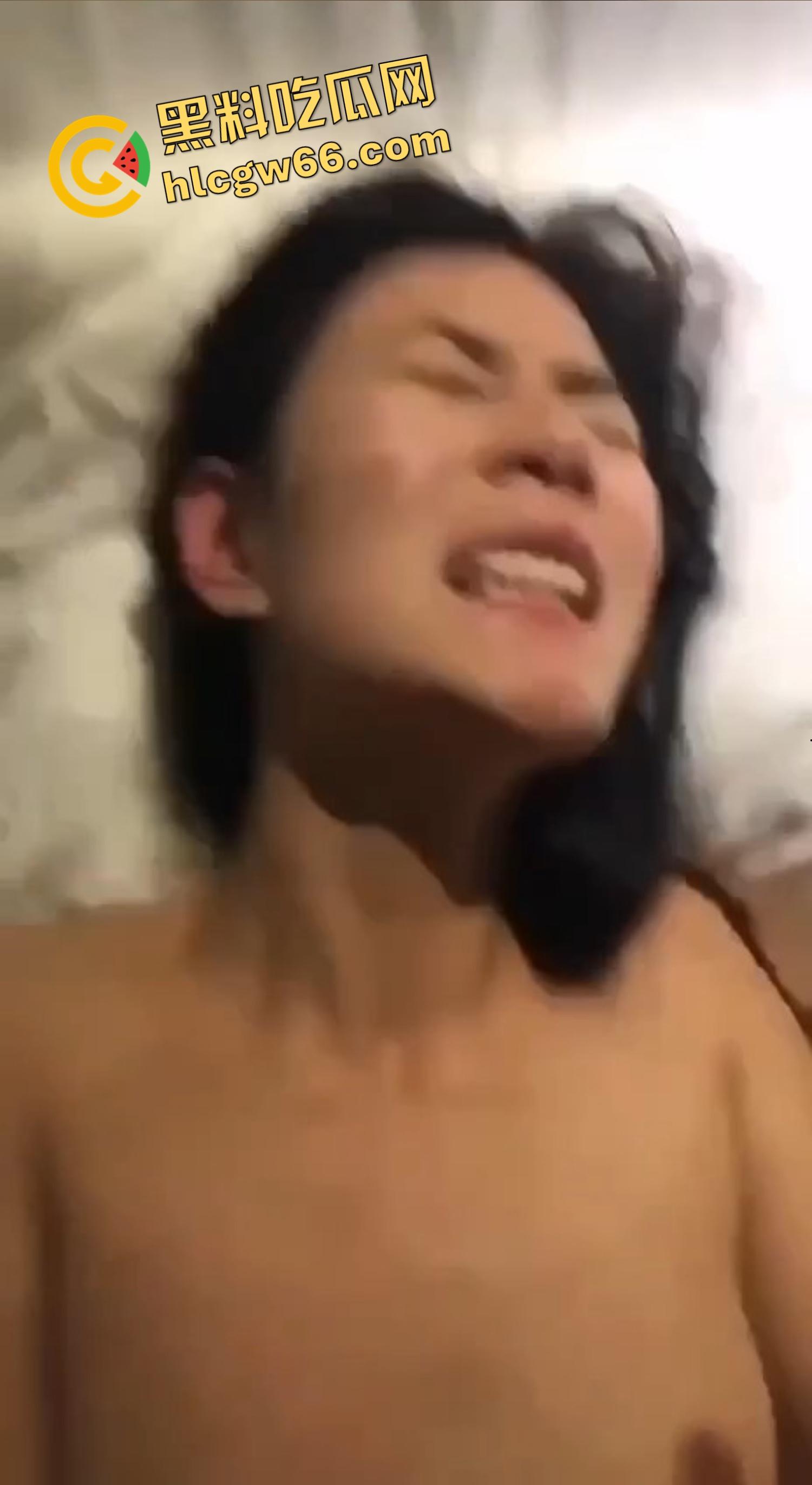 摄影师骗操极品学生妹,长腿翘臀嫩穴粉粉嫩,摆拍几组就主动分腿让操,果然学生最好骗! 第9张 摄影师骗操极品学生妹,长腿翘臀嫩穴粉粉嫩,摆拍几组就主动分腿让操,果然学生最好骗! 第9张