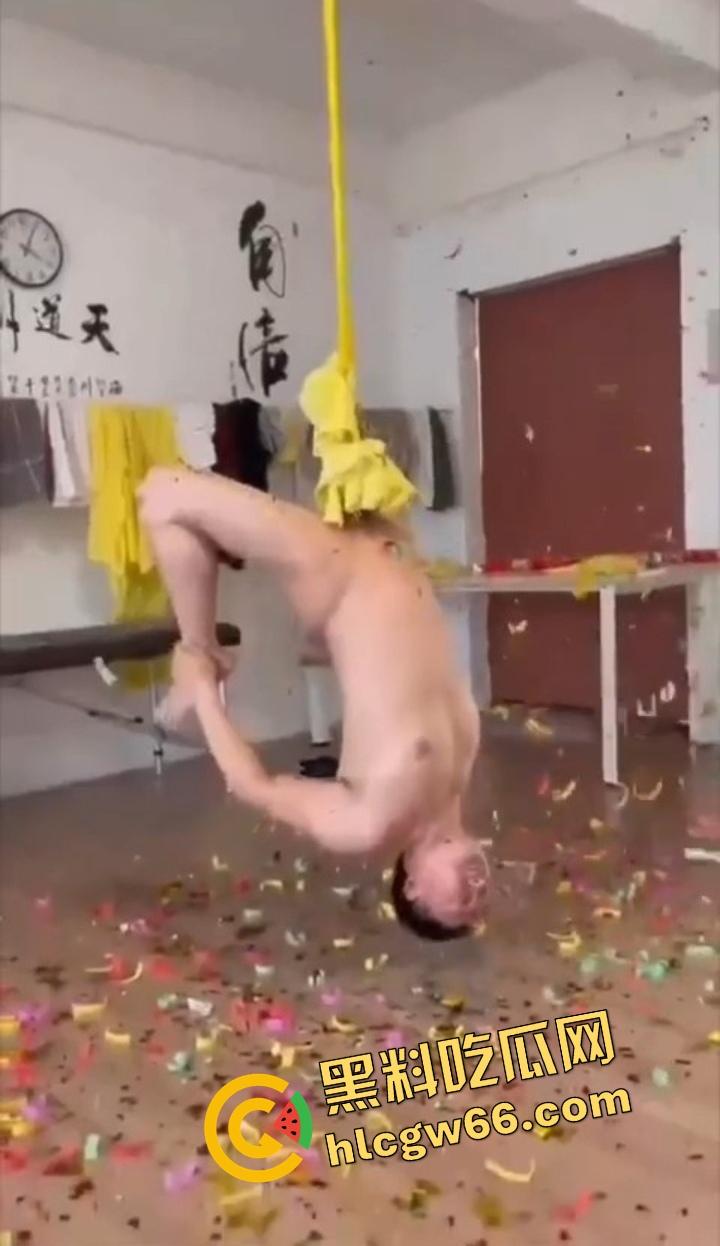 坠蛋狠人现身,农夫山泉挂蛋蛋只是日常,吊妹子上天才是绝活,这根铁鸡儿能打穿玄武门! 第5张 坠蛋狠人现身,农夫山泉挂蛋蛋只是日常,吊妹子上天才是绝活,这根铁鸡儿能打穿玄武门! 第5张