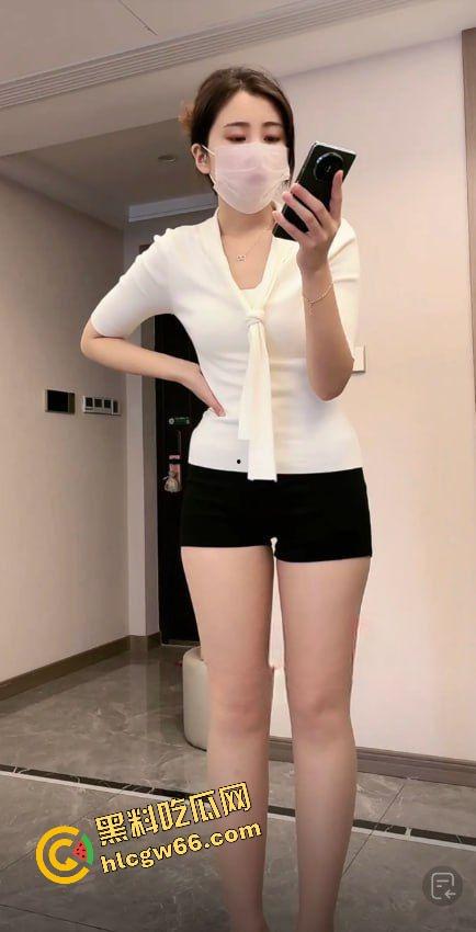 河北一汽大众网红【小小张】白天卖车晚上卖逼,豹纹热舞撅臀挑逗金主,福利姬身份曝光骚得像条狗! 第3张 河北一汽大众网红【小小张】白天卖车晚上卖逼,豹纹热舞撅臀挑逗金主,福利姬身份曝光骚得像条狗! 第3张