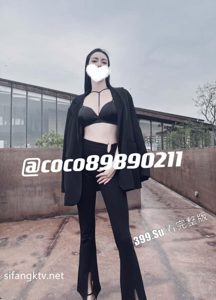 推特 #COCO#风骚成瘾大表姐 ，坐标云南昆明的极品网红女神 高档外围  喜欢极限露出 接受粉丝挑战 各个公共场地脱衣自慰 第5张