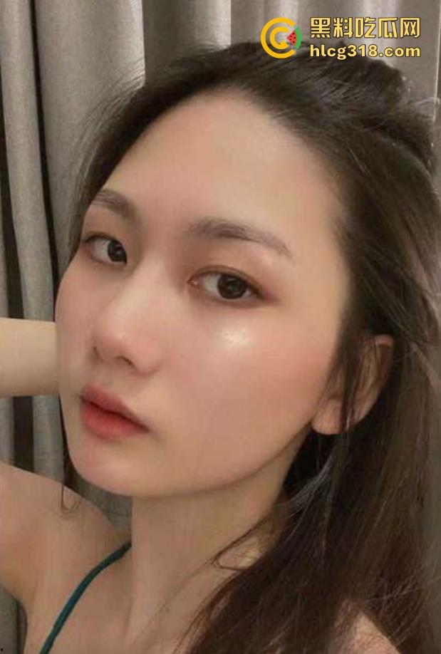 北京邮电大学大一学妹【林艺璇】约炮视频曝光，粉嫩玉乳上下跳动，女上位骑屌疯狂抽插，内射离场！  第2张