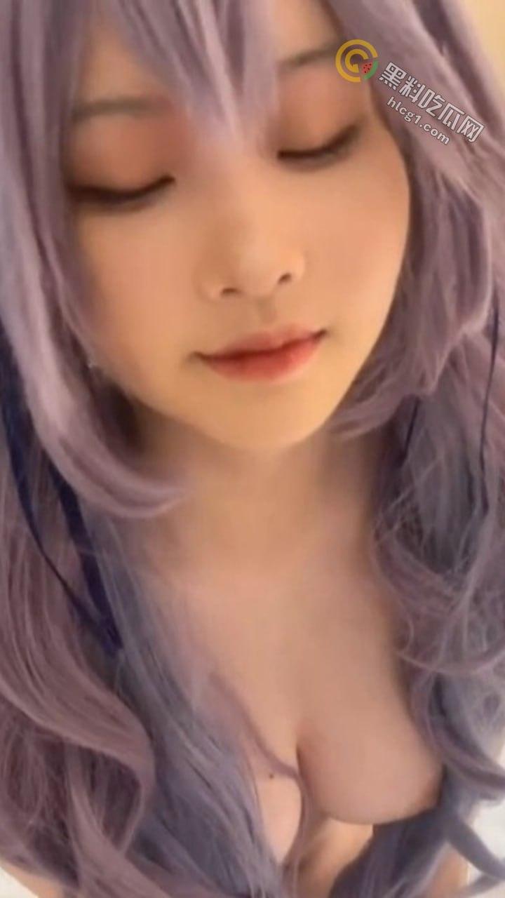 B站二次元网红若若不男大瓜！07年嫩妹钟若男私拍视频与金主亲密照曝光！  第2张