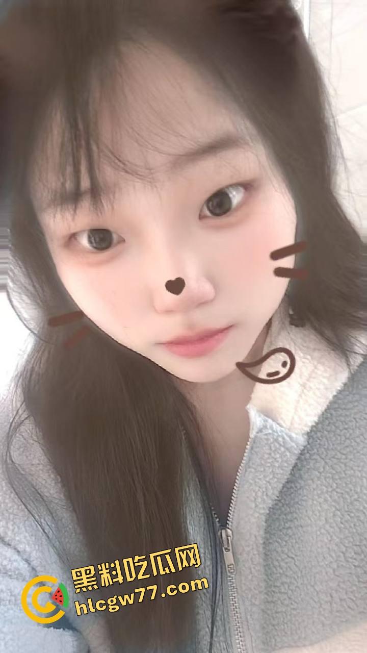 上海同济大学嫩妹【刘思雨】欠前男友钱不还,最后靠卖身结婚抵债,这婚礼干脆叫赔偿仪式吧! 第8张 上海同济大学嫩妹【刘思雨】欠前男友钱不还,最后靠卖身结婚抵债,这婚礼干脆叫赔偿仪式吧! 第8张