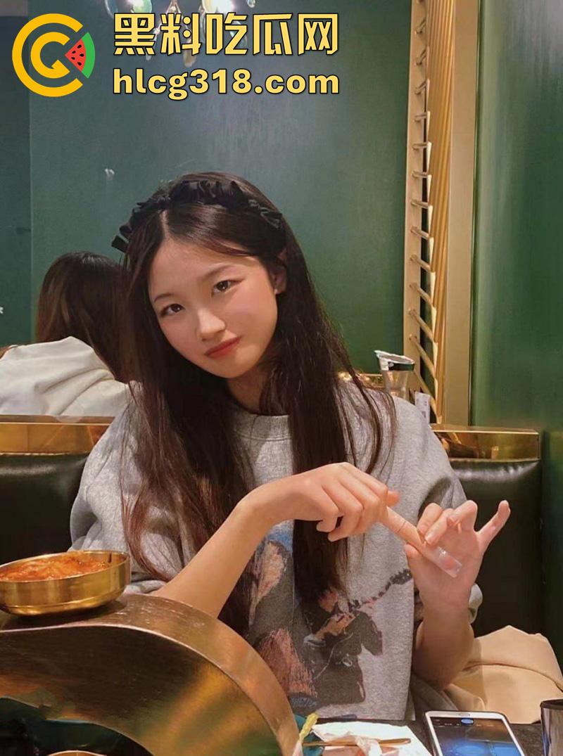 屌丝的女神富人的母狗,长腿校花【李慧子】,成为富二代脚下的淫骚母狗,酒店性爱自拍流出! 第2张 屌丝的女神富人的母狗,长腿校花【李慧子】,成为富二代脚下的淫骚母狗,酒店性爱自拍流出! 第2张