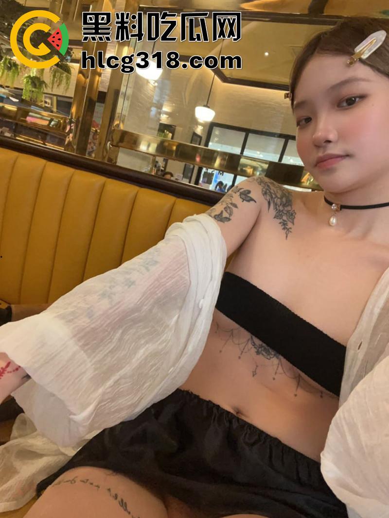 屌丝的女神富人的母狗,长腿校花【李慧子】,成为富二代脚下的淫骚母狗,酒店性爱自拍流出! 第3张 屌丝的女神富人的母狗,长腿校花【李慧子】,成为富二代脚下的淫骚母狗,酒店性爱自拍流出! 第3张