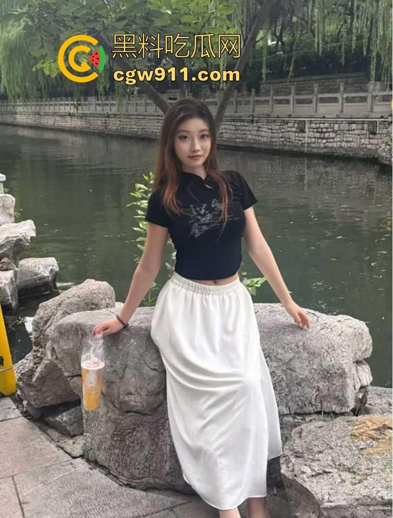 浙江反差女大【王钰婷】不雅视频流出，白虎蜜穴粉嫩诱人，约炮成瘾榨精母狗，无套爆操叫声超淫！  第1张