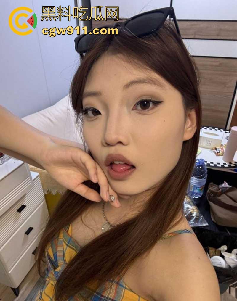 浙江反差女大【王钰婷】不雅视频流出，白虎蜜穴粉嫩诱人，约炮成瘾榨精母狗，无套爆操叫声超淫！  第7张