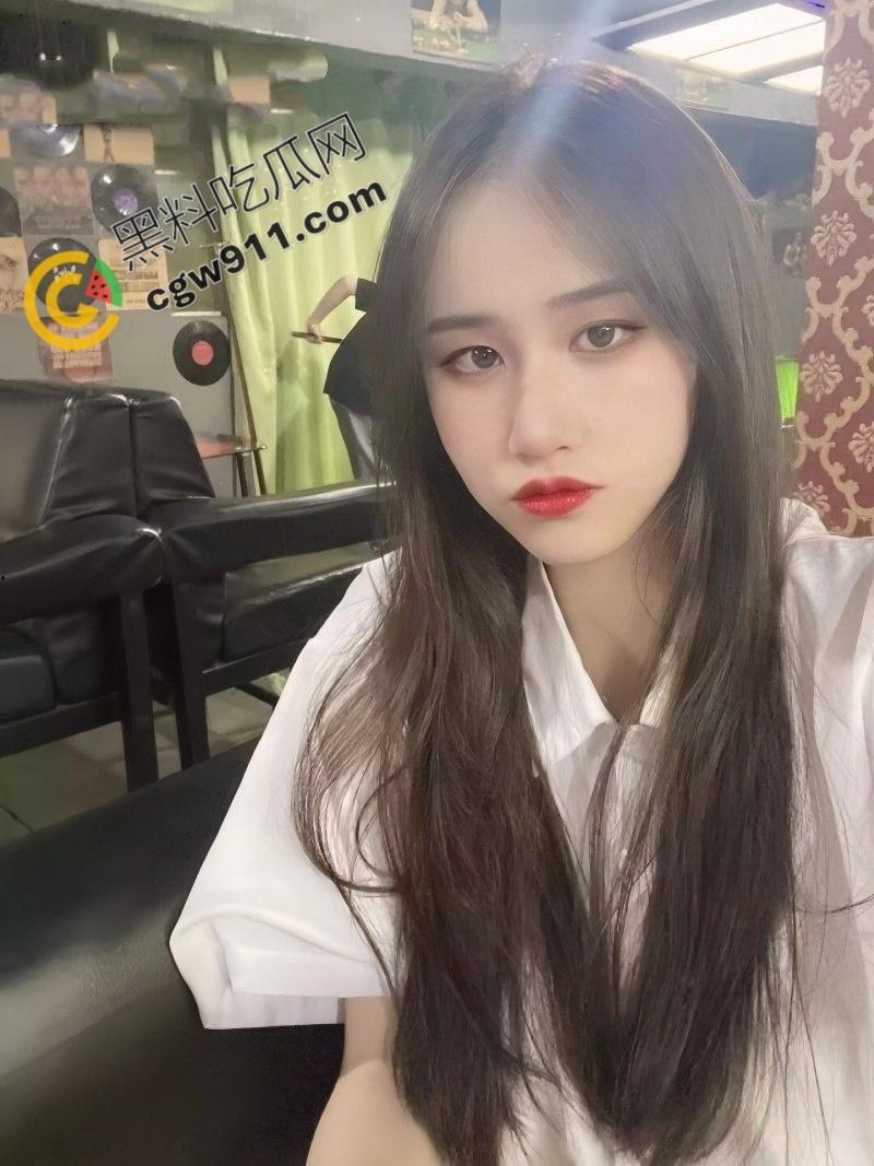 江西婺源长腿骚货【朱亚慧】私密视频曝光:火辣身材巨乳晃荡,被男友粗暴爆操,颜射满脸,蜜穴汁水横流,淫荡爆表 第3张 江西婺源长腿骚货【朱亚慧】私密视频曝光:火辣身材巨乳晃荡,被男友粗暴爆操,颜射满脸,蜜穴汁水横流,淫荡爆表 第3张