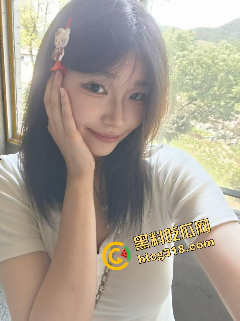 瓜友爆料室友带男朋友回宿舍，还以为没人直接床上疯狂猛操，结果我在角落全看光了床下目击全程！  第3张