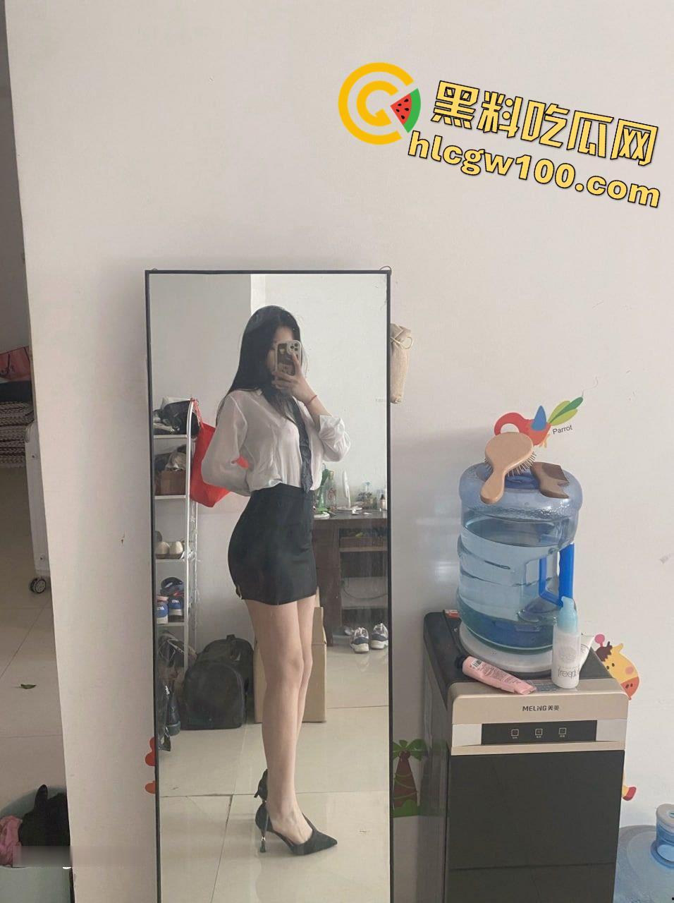 福建师范大学05反差母狗【李艳茹】,深爱制服喜欢被虐,阳具自慰淫水直留 第2张 福建师范大学05反差母狗【李艳茹】,深爱制服喜欢被虐,阳具自慰淫水直留 第2张