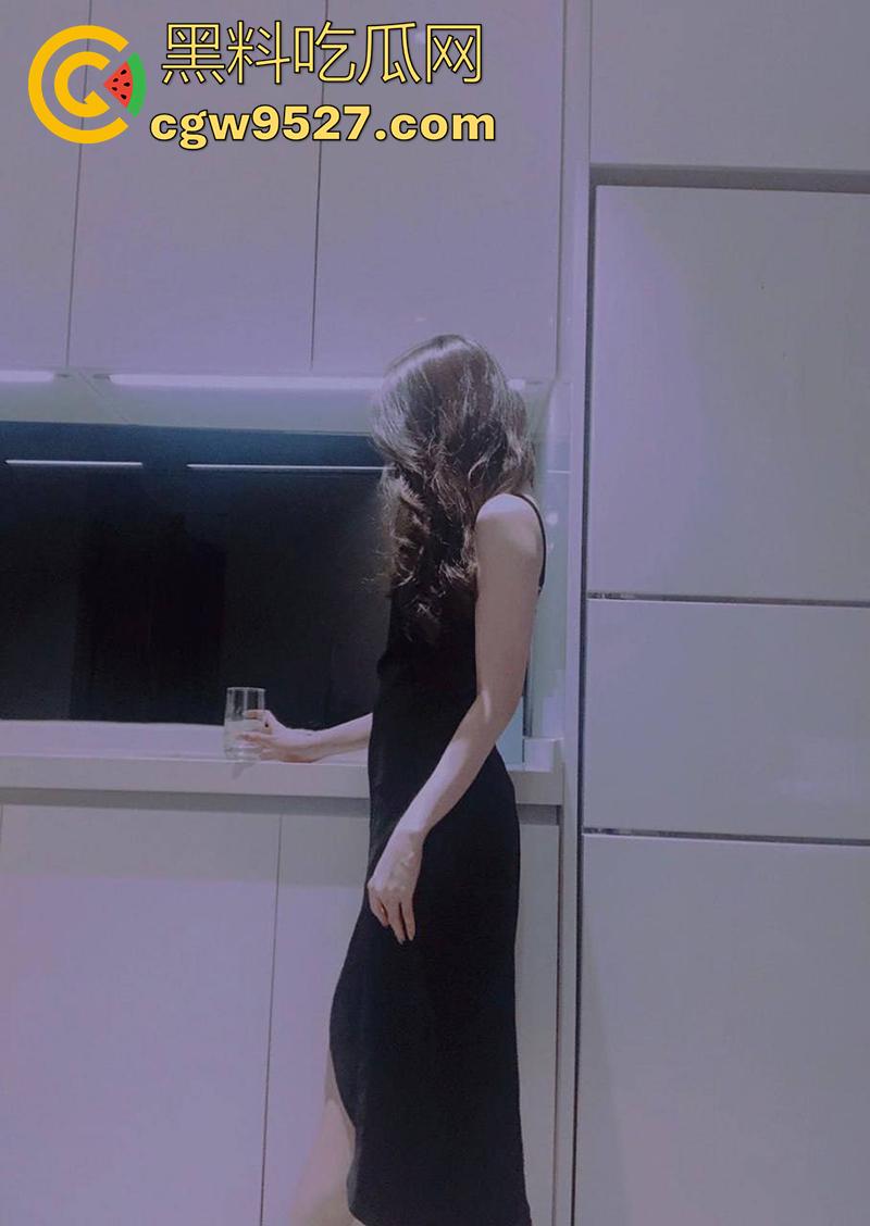 瓜友投稿曝光前女友【朱梦玉】，广州的御姐骚逼性欲极强，不仅被实习生操还被客户内射，发现后果断曝光！  第4张