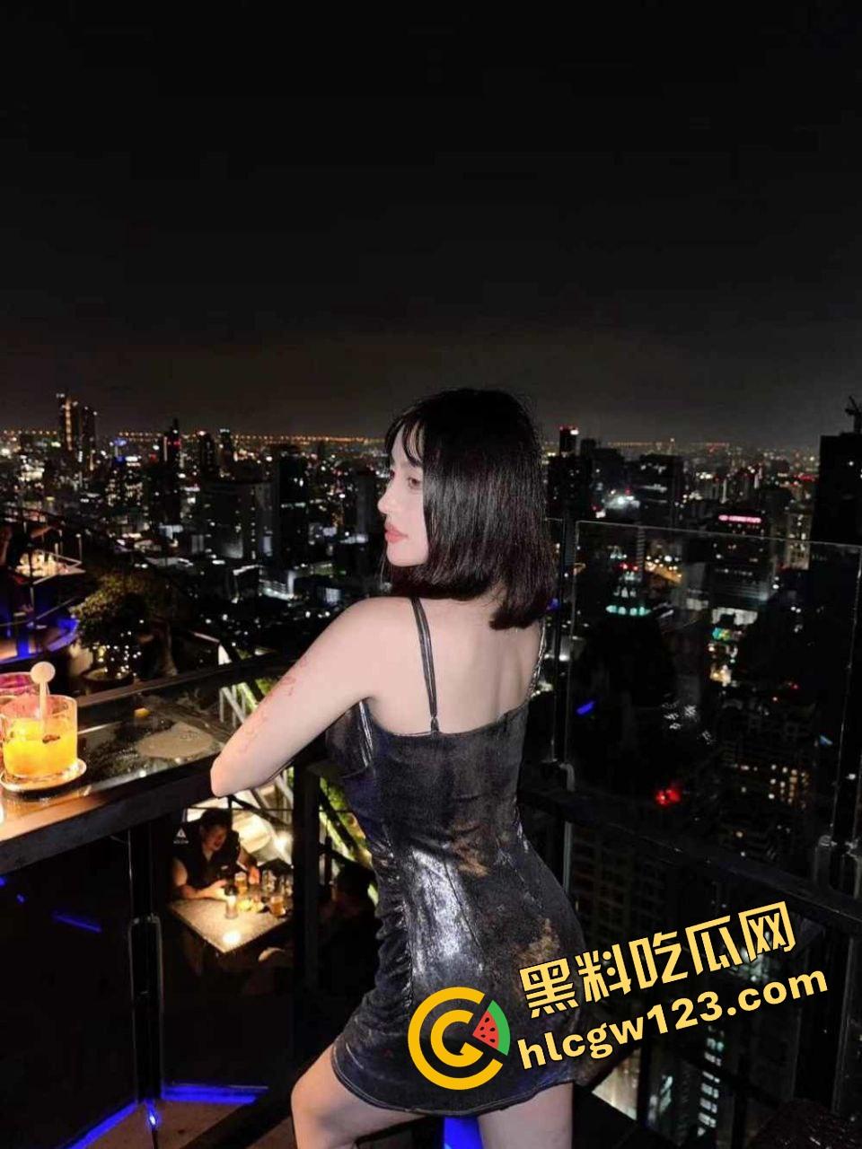 青岛大学研究生【程明琪】塌房 清纯学霸身材堪比模特,却被渣男曝光床照,粉嫩身躯全网疯传! 第1张 青岛大学研究生【程明琪】塌房 清纯学霸身材堪比模特,却被渣男曝光床照,粉嫩身躯全网疯传! 第1张