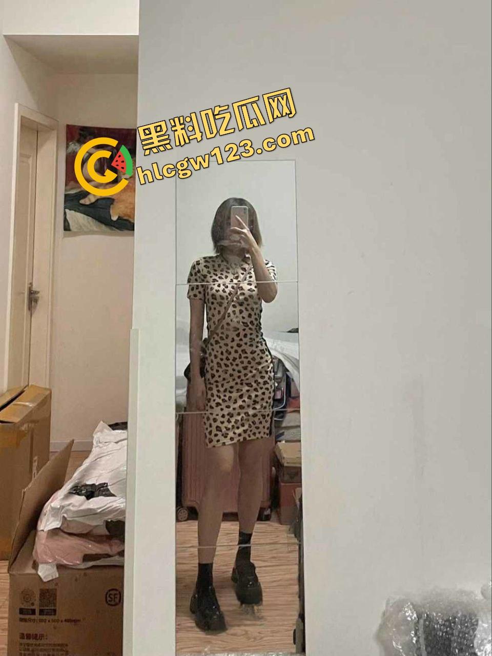 青岛大学研究生【程明琪】塌房 清纯学霸身材堪比模特,却被渣男曝光床照,粉嫩身躯全网疯传! 第8张 青岛大学研究生【程明琪】塌房 清纯学霸身材堪比模特,却被渣男曝光床照,粉嫩身躯全网疯传! 第8张