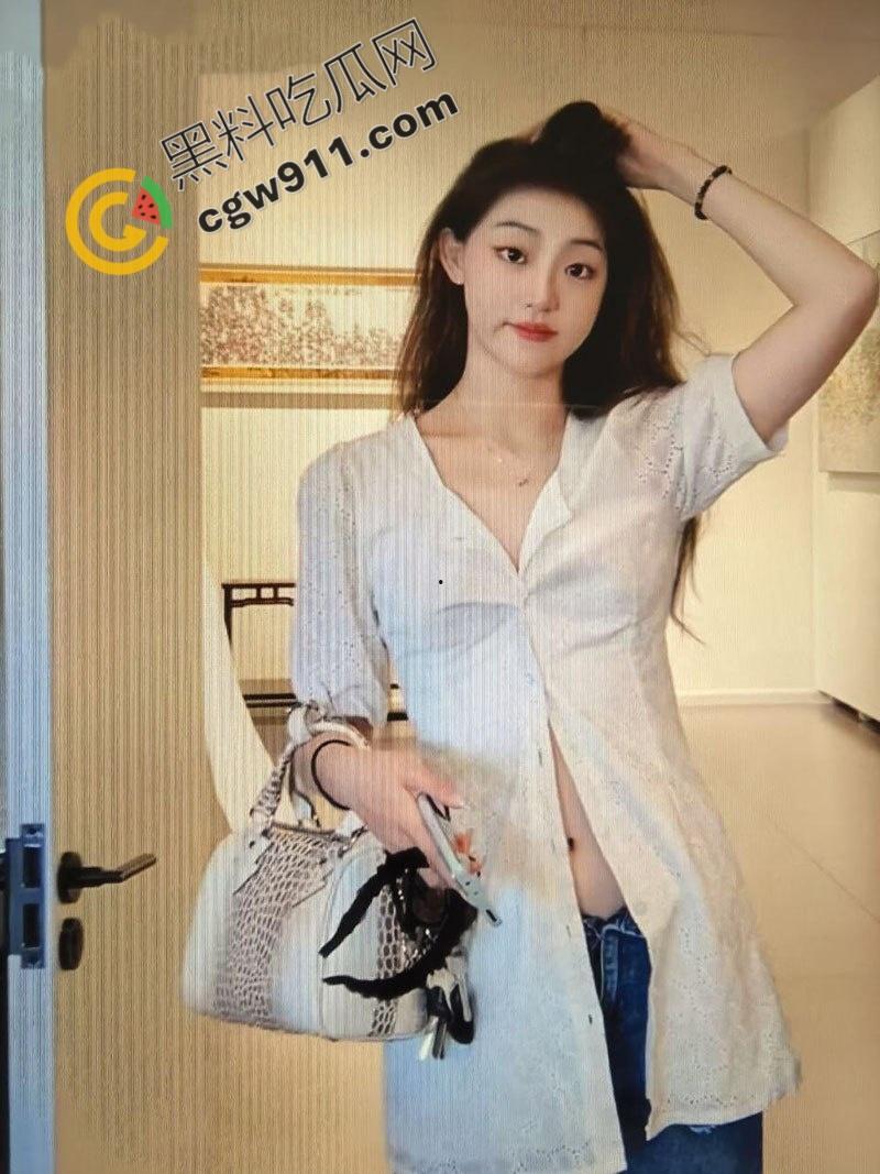 河南安阳甜美少女【刘薇】床上热情如火,与男友性多姿势切换娇喘连连,口交撩人,翘臀后入,令人血脉贲张! 第3张 河南安阳甜美少女【刘薇】床上热情如火,与男友性多姿势切换娇喘连连,口交撩人,翘臀后入,令人血脉贲张! 第3张