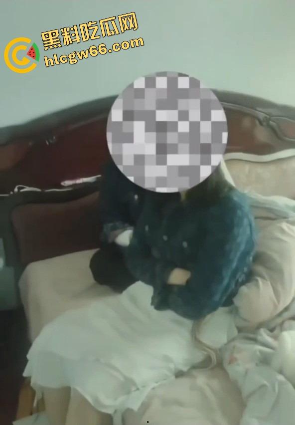 抖音大码女装博主【PORO肉肉小姐】出轨被爆,证据全放眼前嘴硬死不承认,硬把自己演成了奥斯卡级赢家! 第8张 抖音大码女装博主【PORO肉肉小姐】出轨被爆,证据全放眼前嘴硬死不承认,硬把自己演成了奥斯卡级赢家! 第8张