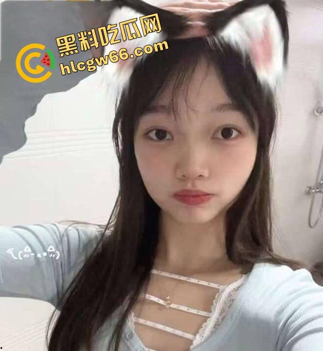 商丘职院清纯校花『孙秋雨』私下偷约炮被干成狗,后入视频流出骚到全网爆炸! 第3张 商丘职院清纯校花『孙秋雨』私下偷约炮被干成狗,后入视频流出骚到全网爆炸! 第3张