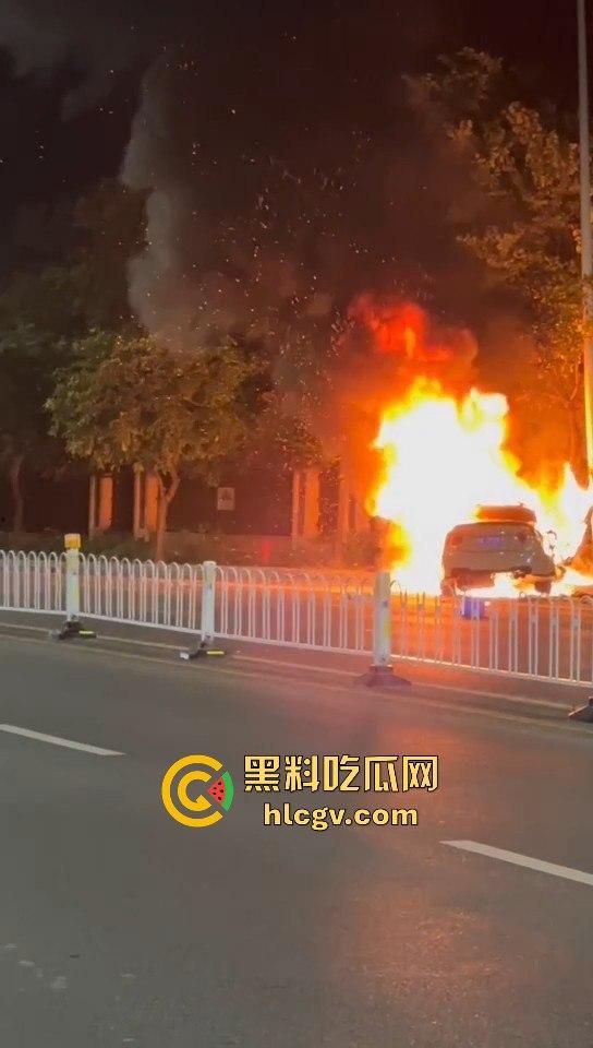 青环路情侣喝高出车祸！车子着火侧滑惨剧，男的逃生，女的被烧死让人唏嘘！  第6张
