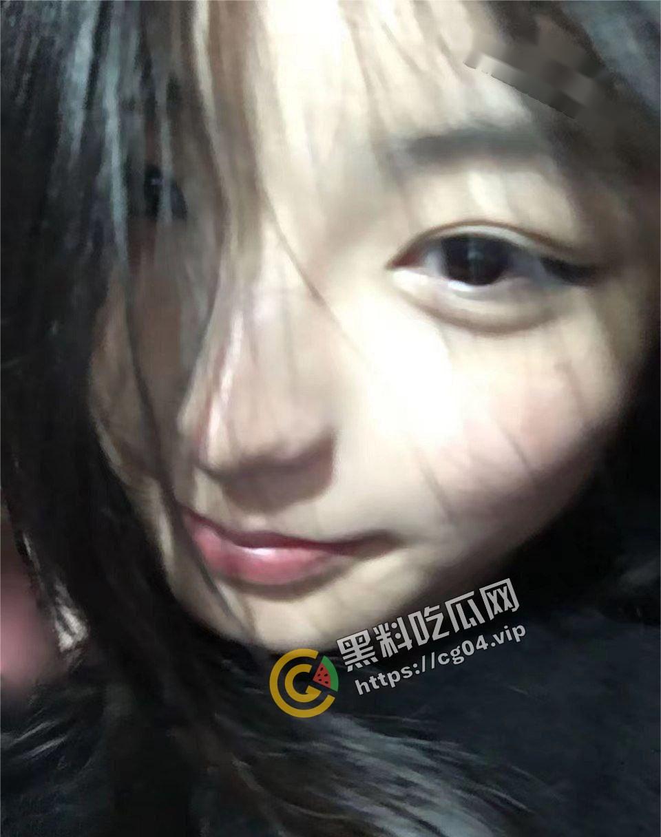 癞蛤蟆终于吃到了天鹅肉！蛰伏多年的猥琐男终于追到了女神 直接给干哭 还把女神给曝光了出来炫耀 多图警告  第8张