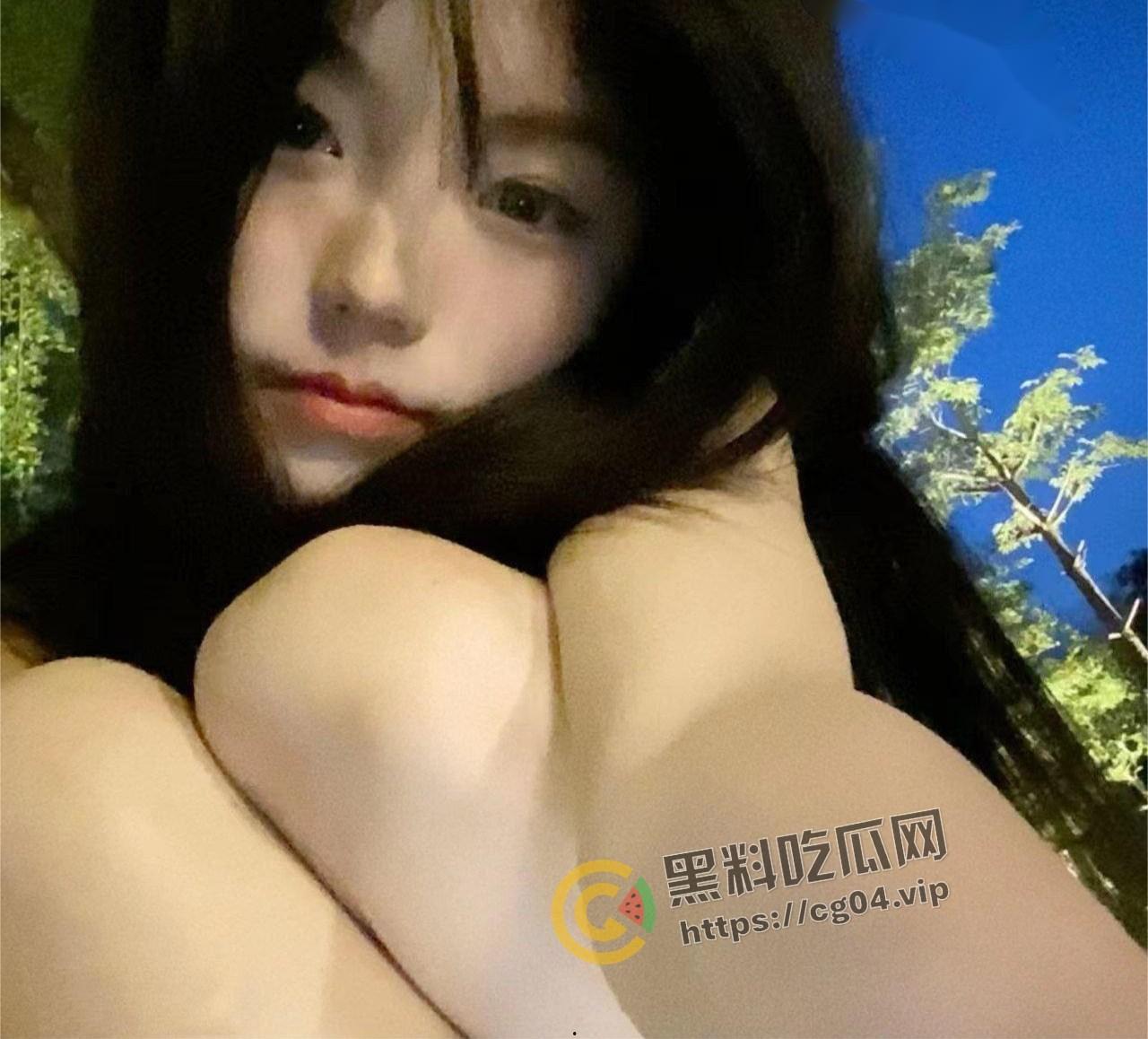 癞蛤蟆终于吃到了天鹅肉！蛰伏多年的猥琐男终于追到了女神 直接给干哭 还把女神给曝光了出来炫耀 多图警告  第10张