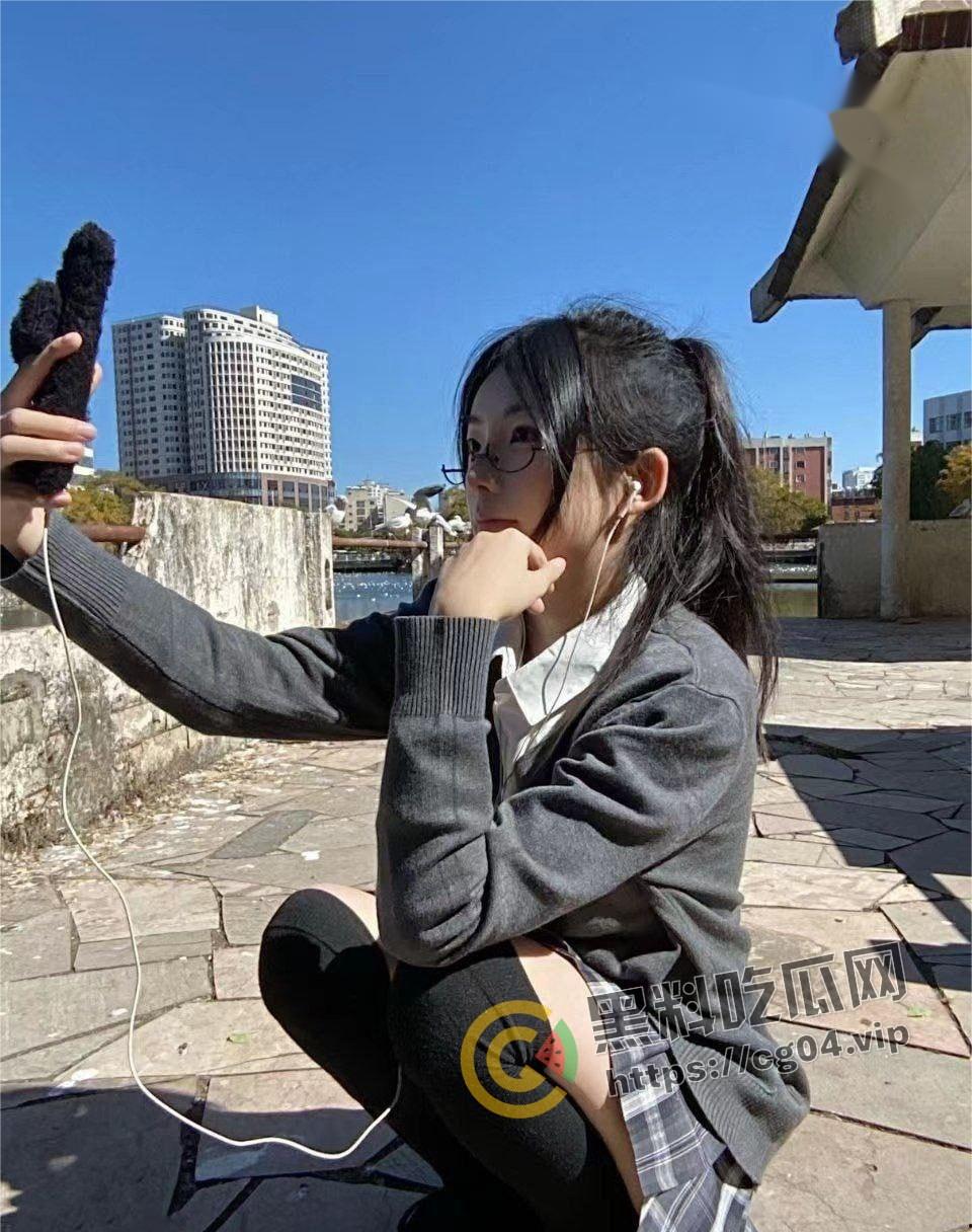 癞蛤蟆终于吃到了天鹅肉！蛰伏多年的猥琐男终于追到了女神 直接给干哭 还把女神给曝光了出来炫耀 多图警告  第25张