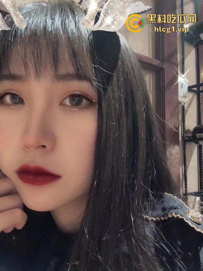 瓜友曝光极品女友 【张佳】 骚货一插就原形毕露骚得一逼 附生活照！  第1张