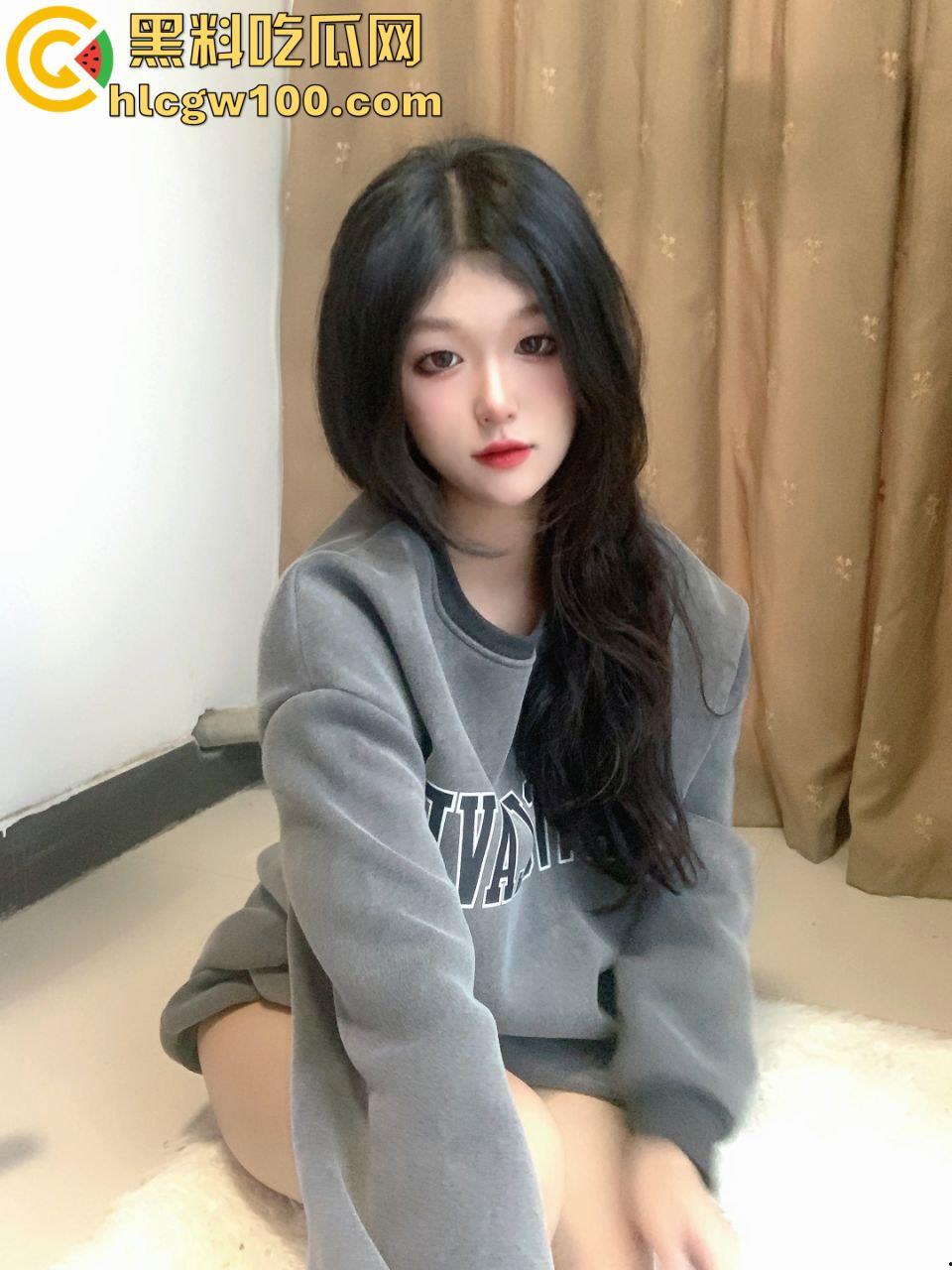 推特女菩萨【桃谷若姬子】露脸反差唯美COS，洛丽塔搭配白丝黑丝，展示粉嫩鲍鱼  第37张