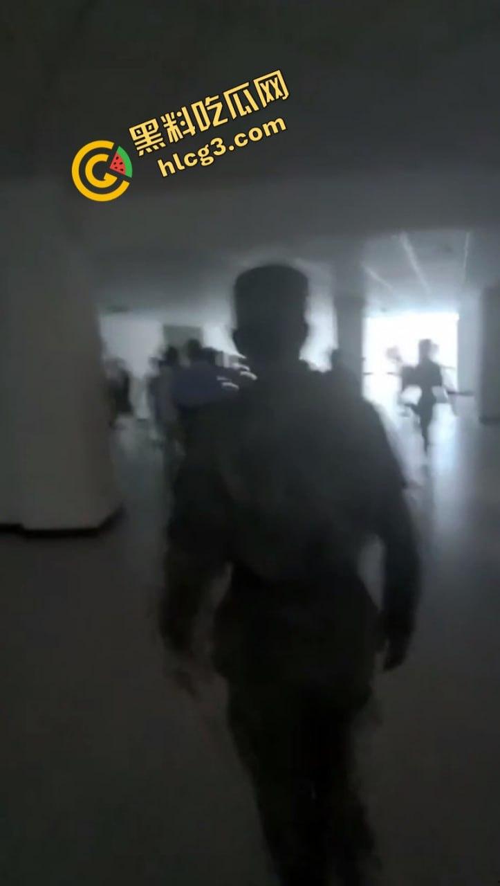 现场版黑社会?贵阳经济技术学校 强行让学生签转让书 不签直接开除学籍? 第6张 现场版黑社会?贵阳经济技术学校 强行让学生签转让书 不签直接开除学籍? 第6张